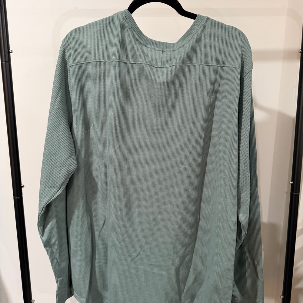 All in Motion Green Long Sleeve Henley - Picture 2 of 3